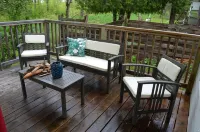 Modern Family Style Getaway -Wakefield UP House for up to 8!