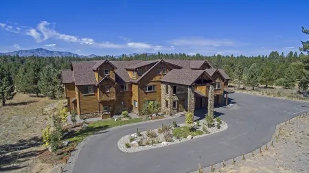 14 bedroom Heavenly Estate from luxury brand Tahoe South Vacation Rentals