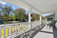 Magnificent 2 Bedroom Home in Norfolk's Best Neighborhood Hotels in Norfolk