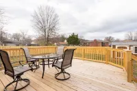 Entire Private Family Home - Minutes to Expo Center, Bourbon Tours, Derby
