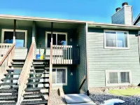 ⁂GETAWAY SUITE! Condo - Sleeps Five - 2 BR/1BA⁂