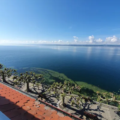 3-room apartment directly on the lake promenade