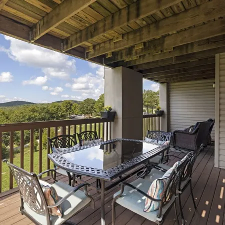 Next to SDC & Table Rock Lake. 2 Beds 2 Baths. 20ft Patio. Full Size Kitchen.