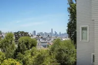 Luxury Designer Pad in the Heart of SF