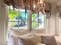 Anavo Farm - A Magical Farmhouse with Views & Animals Galore! Hotel in zona California Horse Center on Flag Is Up Farms