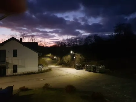 Vacation apartment EIFELGLÜCK Отели рядом с достопримечательностью «Cono's Paradise»