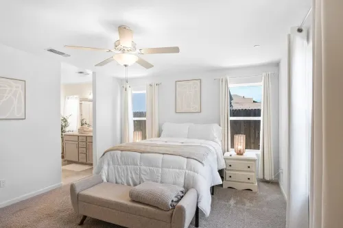 Serenity, a tranquil 4-bed, 3-bath home minutes away from UC Merced. - 3-نجوم