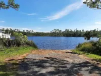 Relaxing 3 BR home close to Water, NAS, Perdido - Wifi