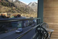 'Best Deal in Telluride' - Walk to Gondola & lift 8!     TBL #00111