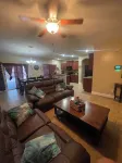 Spacious 4-bedroom house in charming Hobbs with AC, WiFi