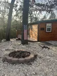 Cozy cabin close to the lake