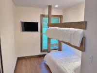 The Ocoee Casita - Less then 5 minutes from Lee University Hotels near Publix Super Market at Mouse Creek