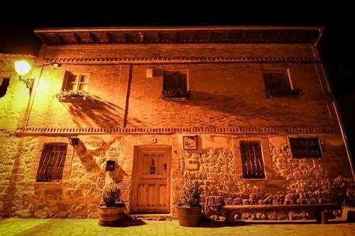 Self catering La Mora Cantana for 18 people