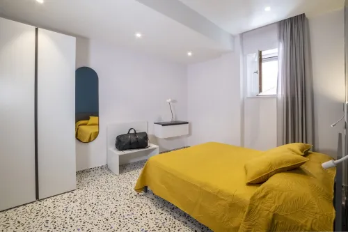 Neva-Elegant Suite with Balcony in Massa Lubrense center 10 minutes from Sorrento