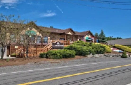 New Listing: On the Rocks in the Hideout