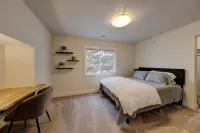 Cozy, upstairs, fully remodeled 1-bedroom apartment. With AC and WiFi - 3-Star