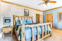 Beautiful home located in the heart of Garden City.