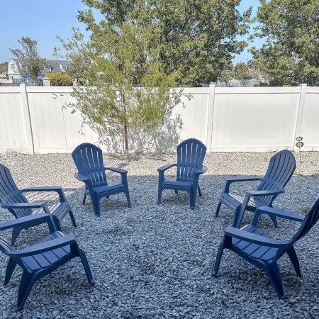 Coastal Soul - Beach block, on cul-de-sac street, pet friendly.