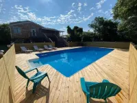 Sunny with a chance of Golfballs - Pool