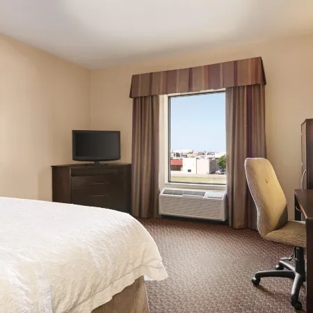 Hampton Inn & Suites Enid