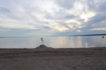 Lucky Little Lake House - Heart of Sylvan Beach