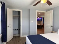 Comfy Coastal Cottage One