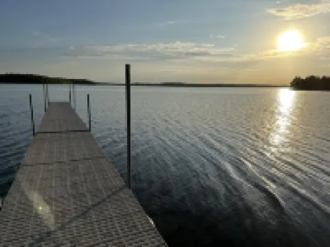 Vintage 1920s Speakeasy Cabin Overlooking the Sandy Shores of Swan Lake!