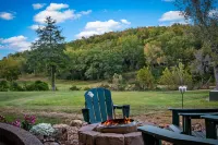 Private White River Estate on 214 acres. ATV/hiking trails. Pets stay free
