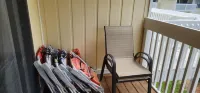 2/2, Sleeps 6, 9 hole golf course on site, pool out your front door, 8 min.beach