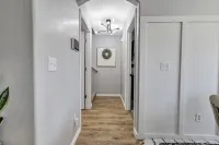 Luxury 4 bed 2.5 bath home TF