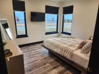 Contemporary Highway Hideaway in Marionville Hotels near Halltown