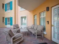 Pool-side 2 Bedroom Viera condo! Hotels near بحيرة لاس فيغاس