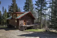 The Whitefish Trail Retreat - Incredible cabin with privacy close to Whitefish