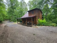 New River & Gauley River family cabin -10 minutes to state & national parks