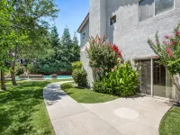 Home oasis with sauna, jacuzzi, pool & heated gazebo!