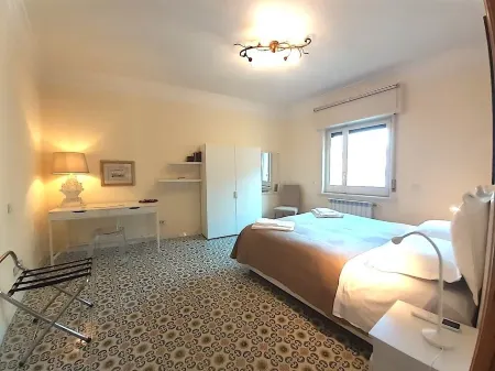 Sorrento Coast: apartment in the center a few steps from the sea Отели рядом со станцией Seiano