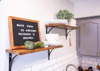 Cozy Studio condo with pool, nightlife and restaurants!