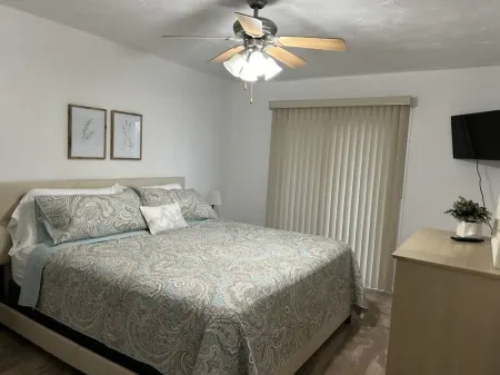 Comfortable & spacious 2 bedroom