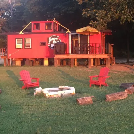Water Front 1920's Vintage Cotton Belt Caboose