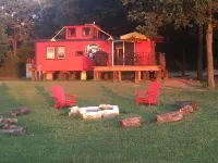Water Front 1920's Vintage Cotton Belt Caboose