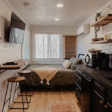 New Unique Shipping Container Home near Fall Creek Falls State Park