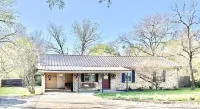 Near Brazos County Expo Center. Enjoy Fresh Air and Starry Nights. Hotel dekat Lake Bryan Park