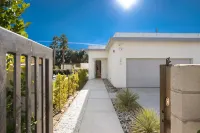 Palm Springs View Paradise with Large Pool and SPA.