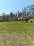 Nicely located, Cozy, PET Friendly cottage in beautiful Lake Toxaway, NC