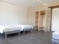 Magnificent gîte with private pool - 12 people - Gîtes Les Grandes Chaumes Hotel a Surgeres