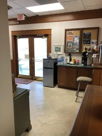 In the Heart of Apalachicola~Walk Everywhere!~Pet Friendly Studio Apartment Отели рядом с достопримечательностью «Парк Сифуд Ландинг»