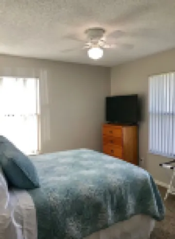 Spacious king size bed beach side and sunny