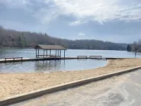 Honey Bee Cottage Gated Connestee Falls Brevard, NC