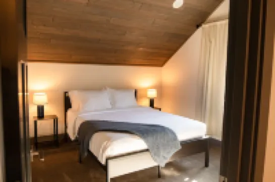 Cozy Packwood Cabin That Sleeps 8!