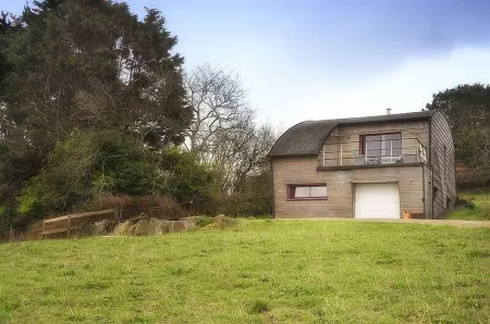 Seasonal rental by the sea in Plouarzel Отели в г. Плуарзель